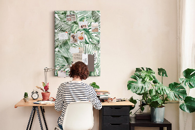 Memo cork board Tropical leaves in shades of green