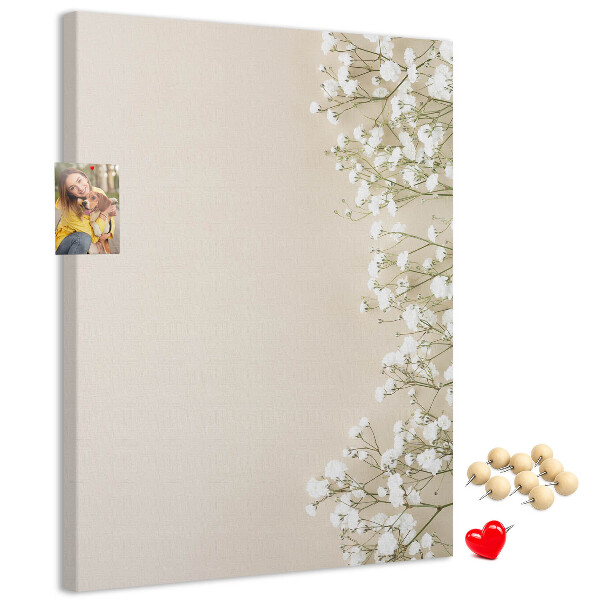 Pin board Delicate flowers on a neutral background