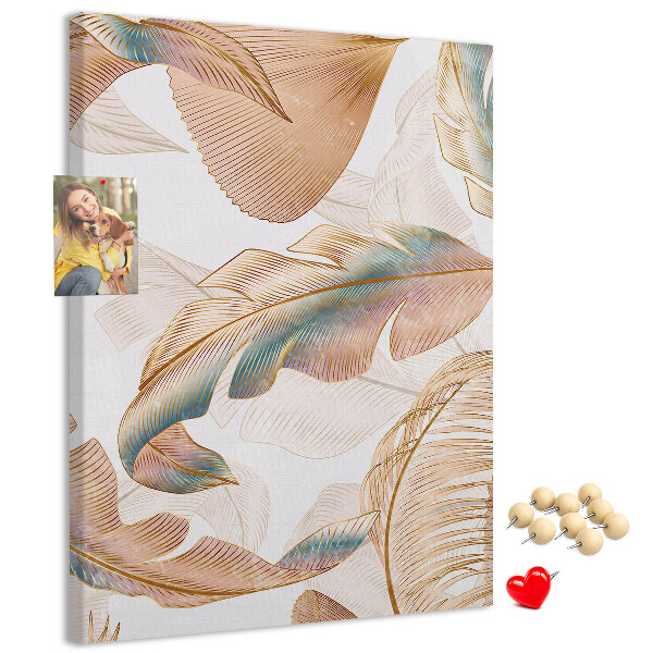 Pin board Delicate leaves in pastel shades