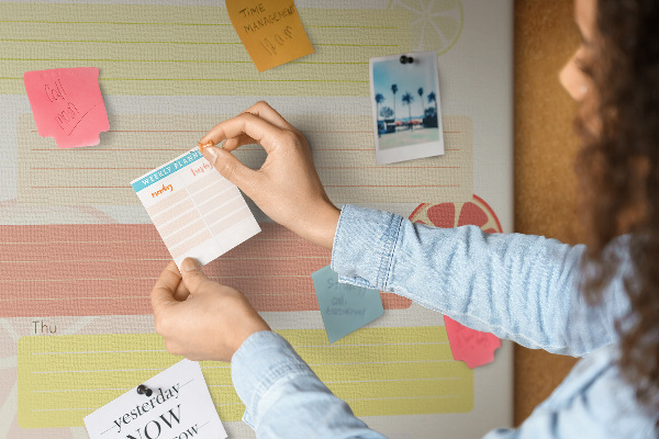 Pin board A colorful weekly meal plan for your family