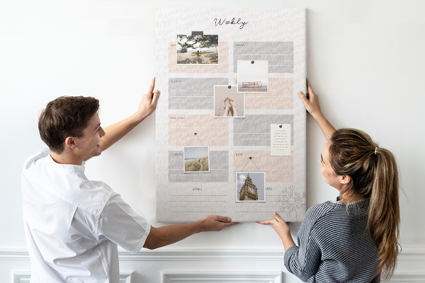 Memo cork board Weekly planner with colored sections
