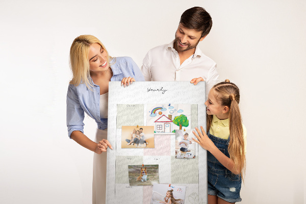 Pin board Annual planner with a minimalist design