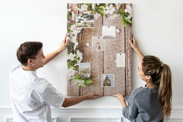 Memo cork board Flowers on a background of wooden boards