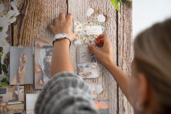 Memo cork board Flowers on a background of wooden boards