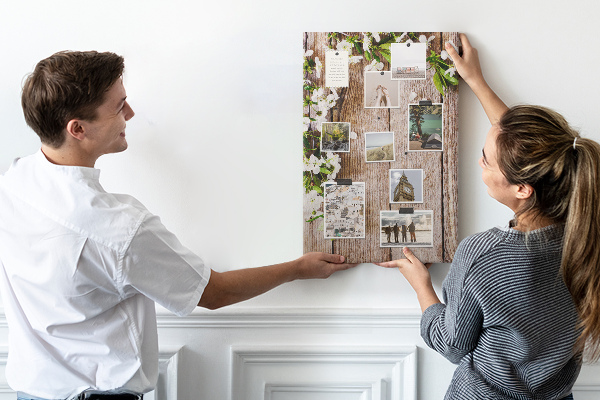 Memo cork board Flowers on a background of wooden boards