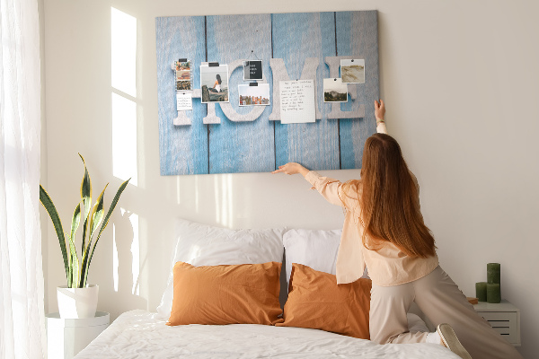 Cork board Home lettering