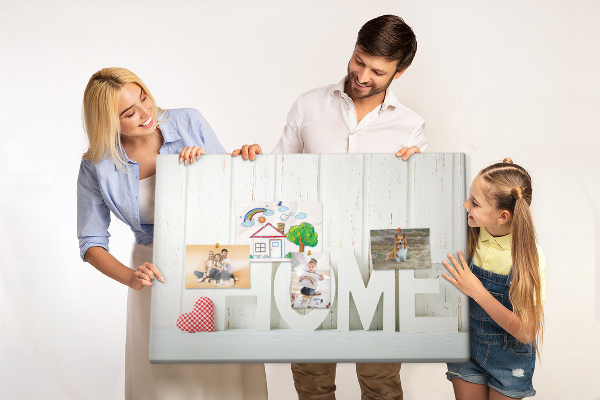 Cork memo board Home lettering
