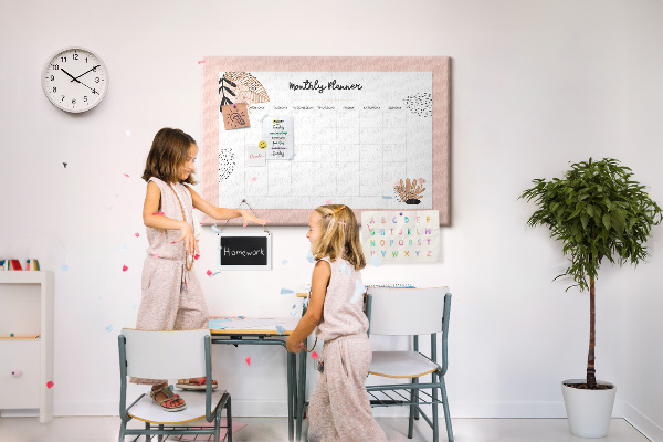 Cork memo board Monthly planner with flowers