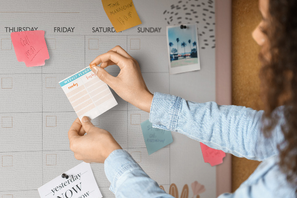 Cork memo board Monthly planner with flowers