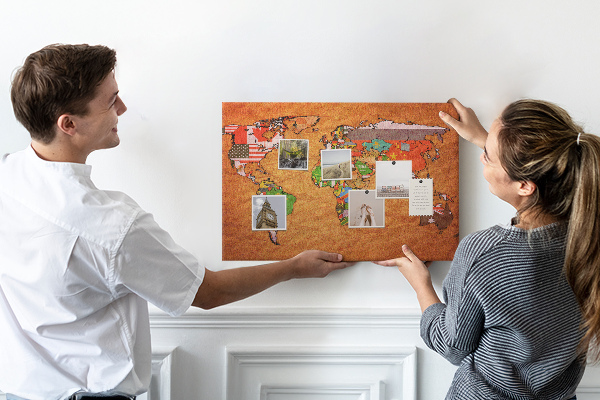 Cork memo board World Map with flags