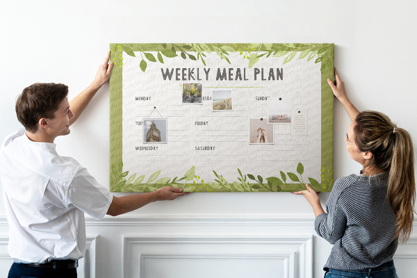 Cork memo board Weekly menu