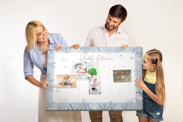 Cork memo board Winter weekly planner
