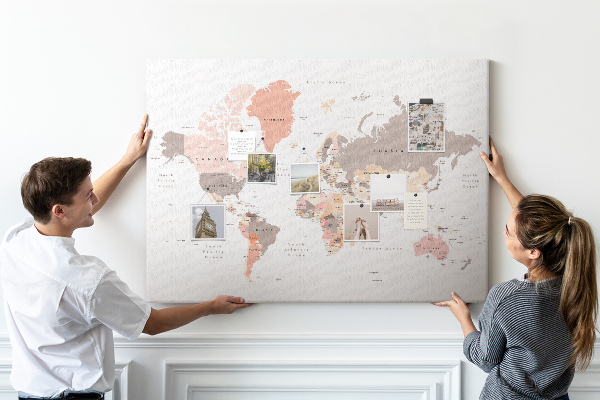 Cork board Detailed world map