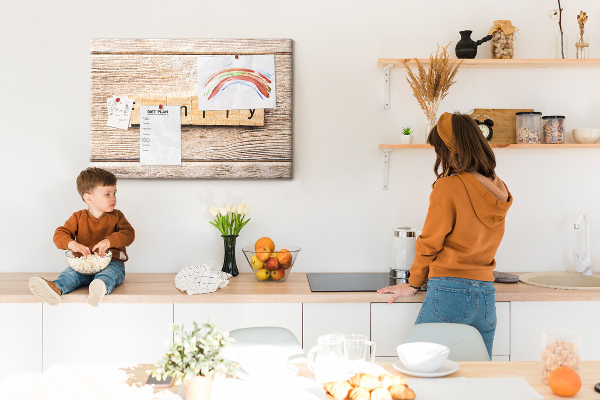 Cork display board Family lettering