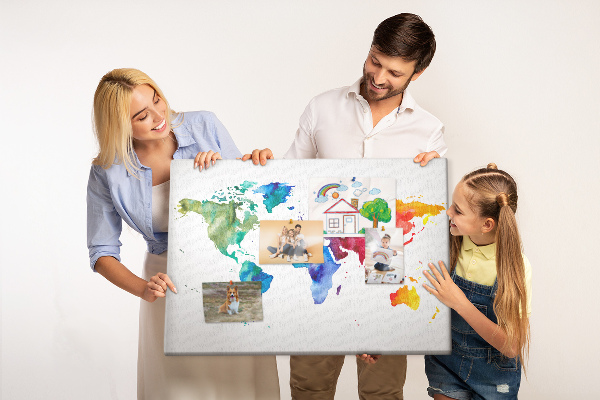 Cork board Watercolor world map
