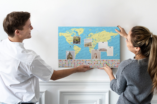 Cork board Classic world map