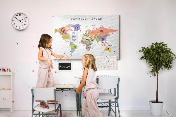 Cork board Flag map