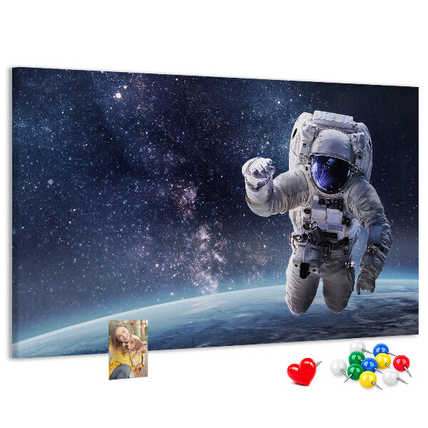Cork memo board Astronaut