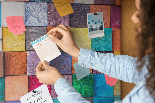 Cork board Wooden cubes