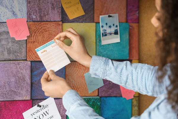 Cork board Wooden cubes