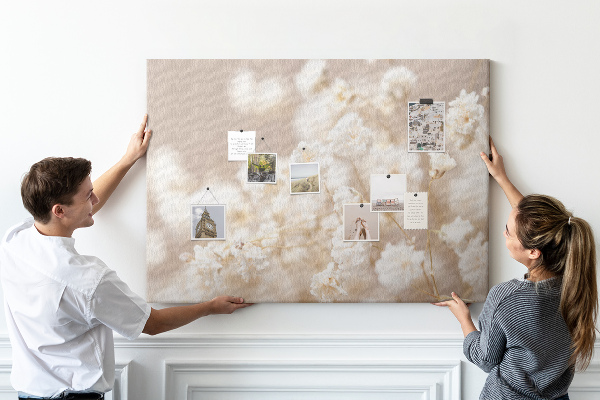 Cork display board Small white flowers