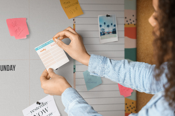 Cork display board Retro weekly planner