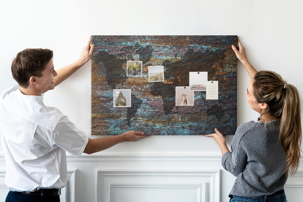 Cork memo board Rust world map