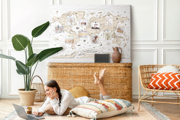 Cork display board Vintage world map