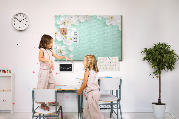 Cork display board Blooming daisies