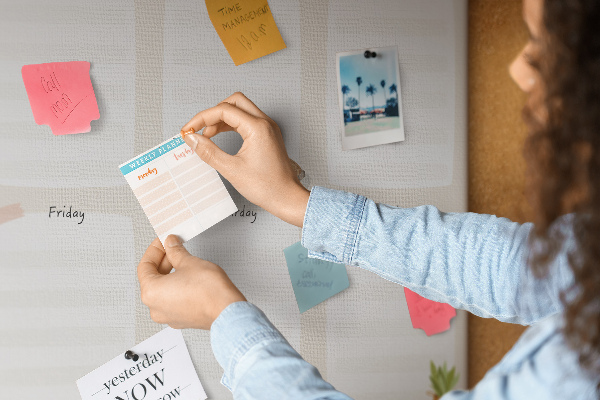Cork display board Weekly planner