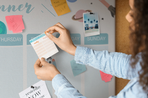 Cork board Full week planner