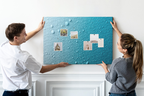 Cork display board Water drops