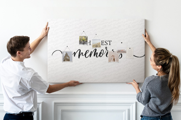 Cork display board Memories lettering
