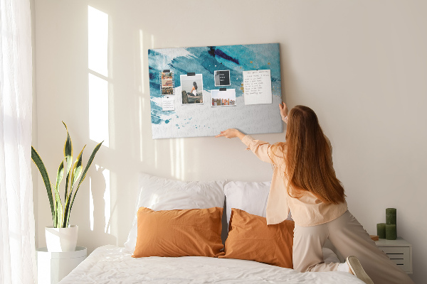 Cork board Brush strokes