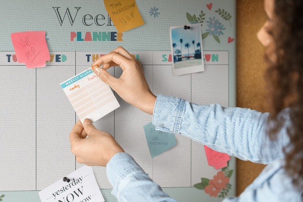 Cork board Weekly planner