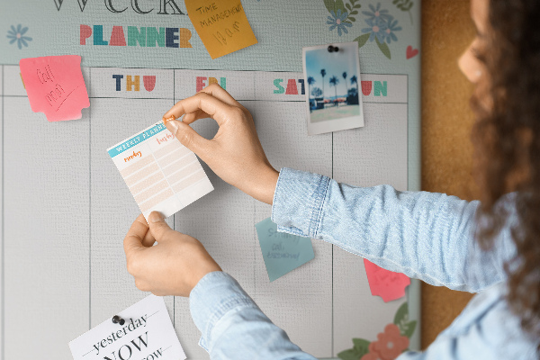 Cork board Weekly planner
