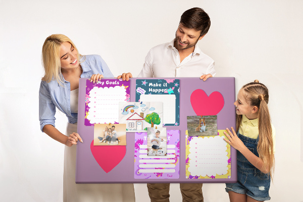 Cork board Monster notes