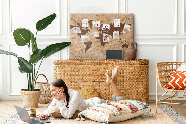 Cork board Vintage world map