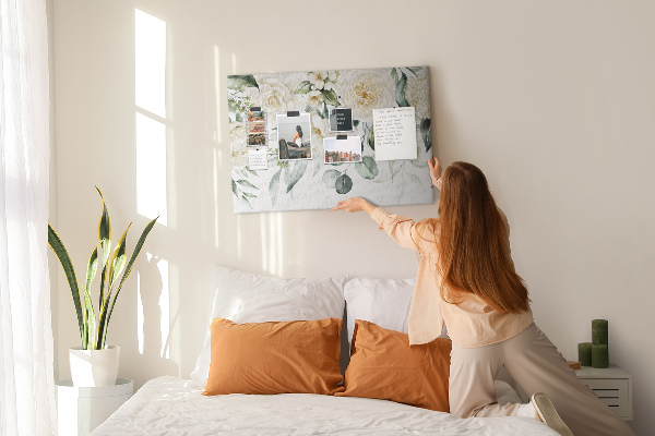 Cork display board Flowers