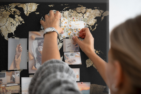 Cork memo board Drought world map