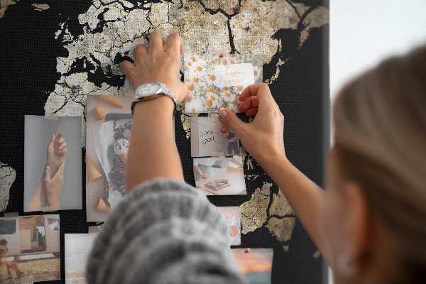 Cork memo board Drought world map