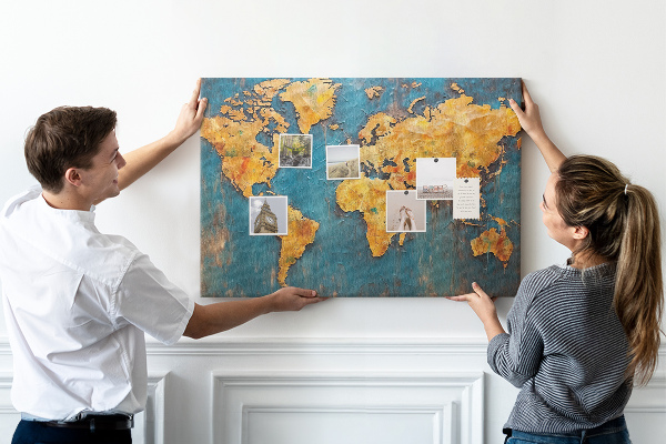 Cork board Decorative world map