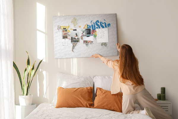 Cork memo board Textual world map