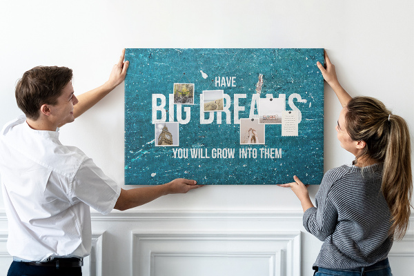 Cork display board Motivational text