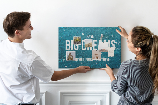 Cork display board Motivational text