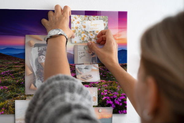 Magnetic board sunrise flowers design