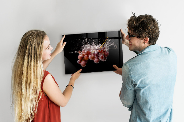 Magnetic board grapes design