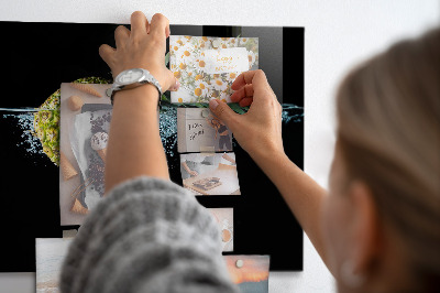 Magnetic wall board pineapple design