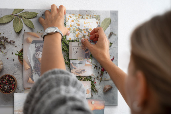 Magnetic spice board for kitchen organization