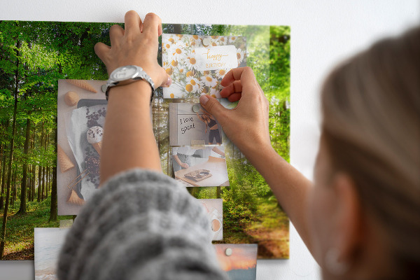 Magnetic board sunrise in the forest
